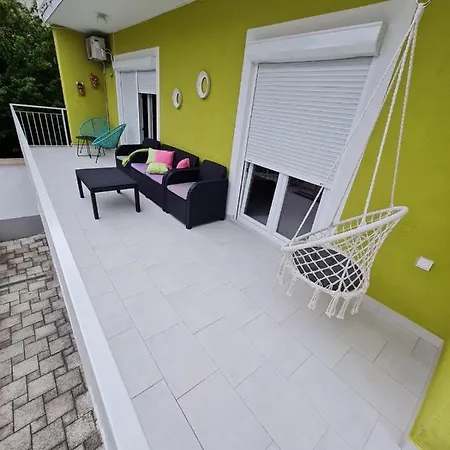 Вилла House